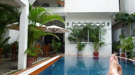 THE LITTLE GARDEN HOTEL 2*